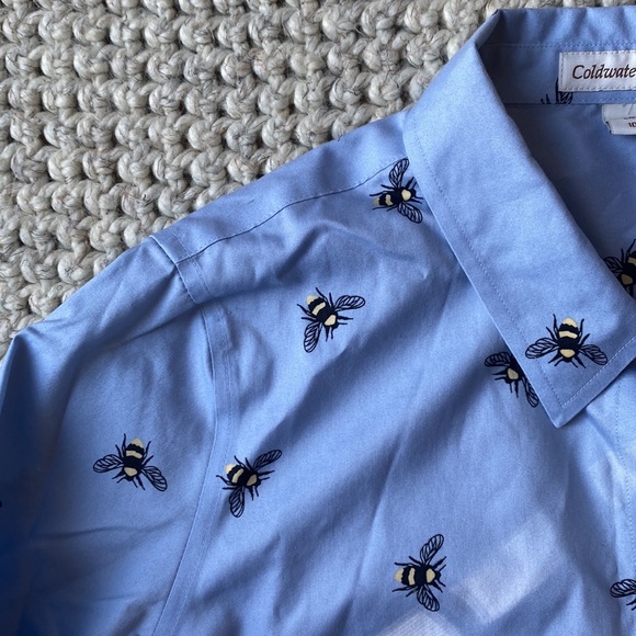 Coldwater Creek Petite Bee Button Down - Picture 4 of 5